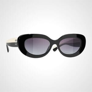 New CHANEL Sunglasses Black Acetate Strass Crystal CC Oval Gradient Lens 53mm